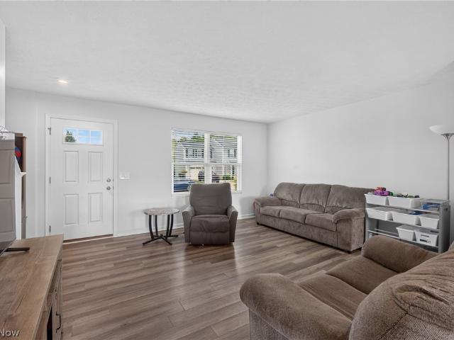 2614 Bishop Oval