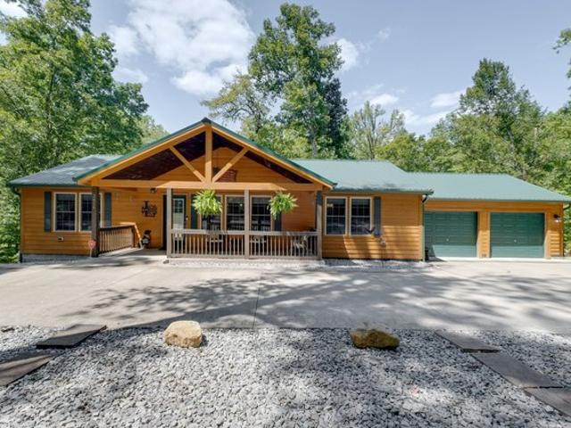 2614 Distillery Rd, Greenbrier, TN 37073