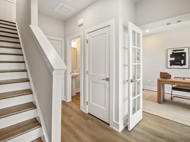 2615 Wilkinson Pike # 1602
