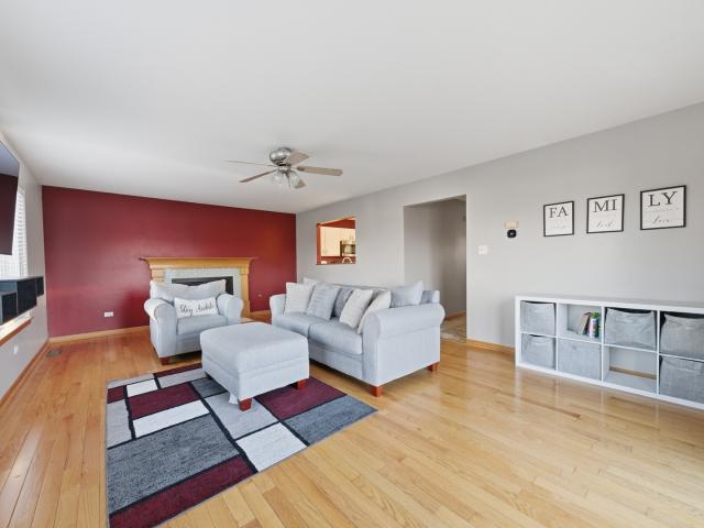 26164 W Tallgrass Trail