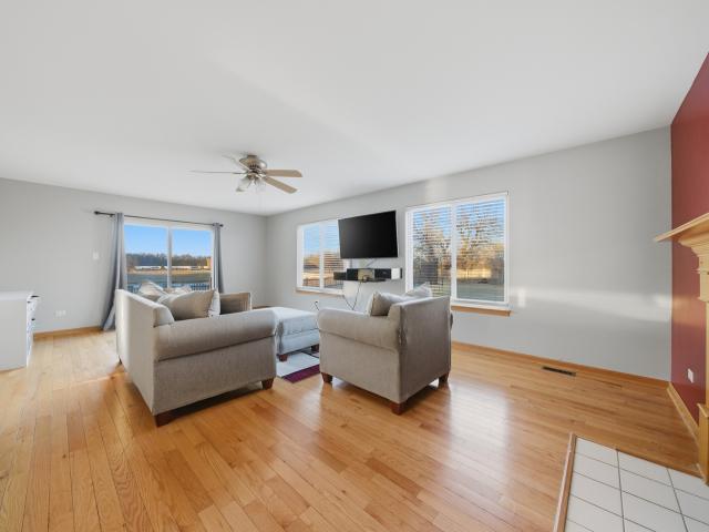26164 W Tallgrass Trail