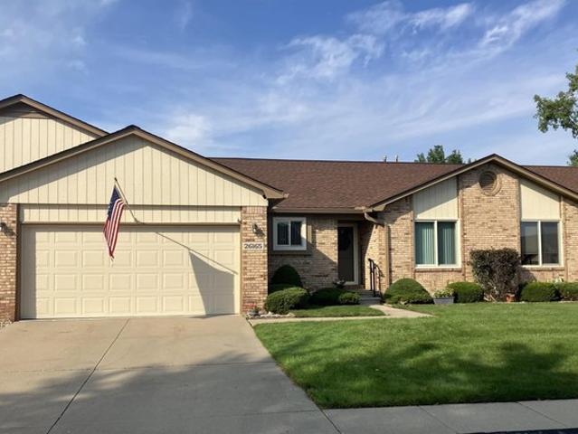 26165 Markiegrove Dr, Chesterfield Township, MI 48051
