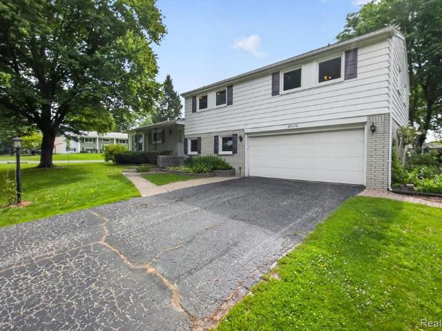 26178 Greythorne Trail