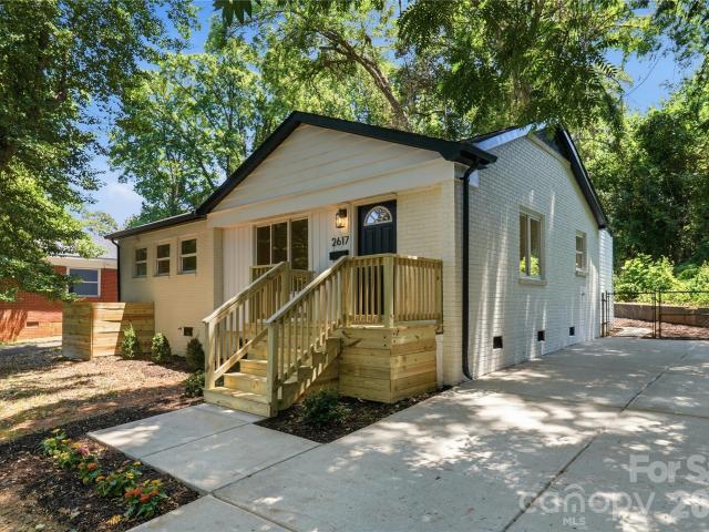 2617 Clydesdale Terrace