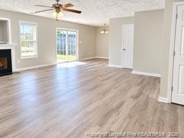 2617 Gressit Point
