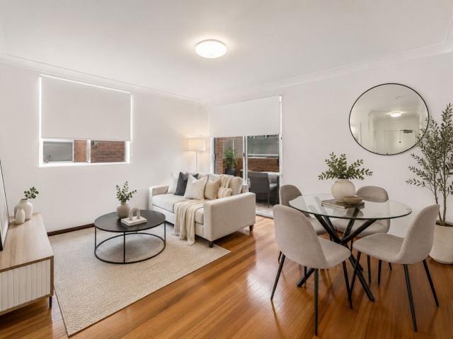 26/17 19 Edgeworth David Avenue, Hornsby