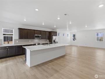 2618 Wonderland Way