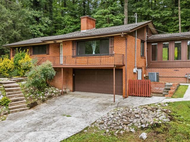 2618,2528 Shaler Lane