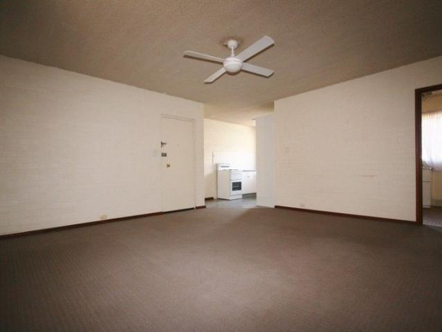 26/18 20 Booth Street