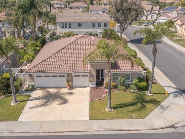 26101 Shady Brook Cir, Murrieta, CA 92563 | MLS #SW26083