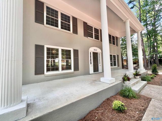 2610 Vista Drive