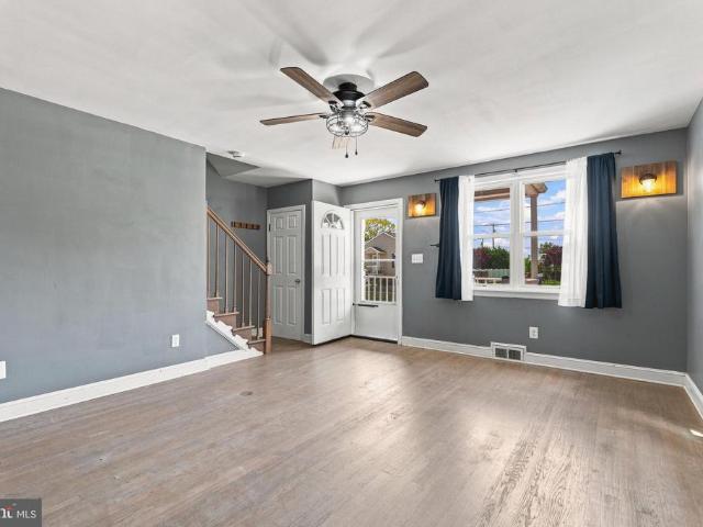2611 N Snyder Avenue