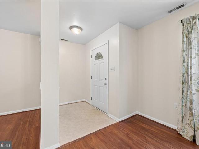 2611 Warren Way