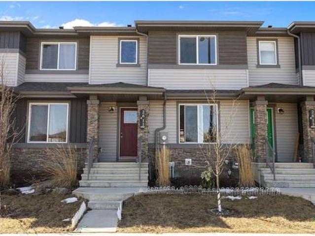 2611 14 Avenue Nw, Edmonton, AB, T6T 2J2 house for sale | Listing ID E4510 | Royal LePage