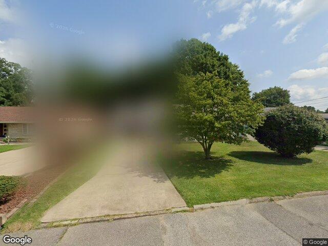 2611 27th St, Parkersburg, WV 26101