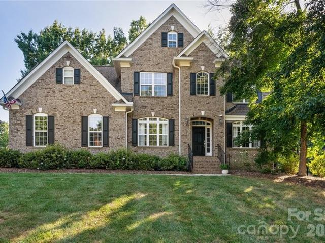 2612 Albatross Ln, Matthews, NC 28104