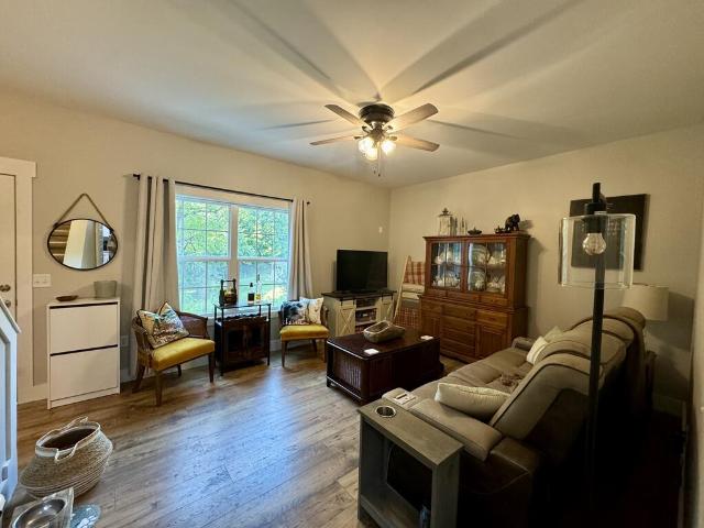 2613 Pine Valley Rd