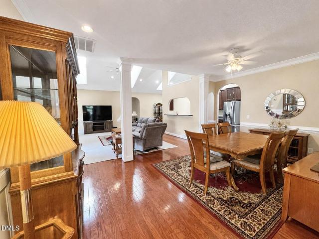 2613 Saintsbury Drive