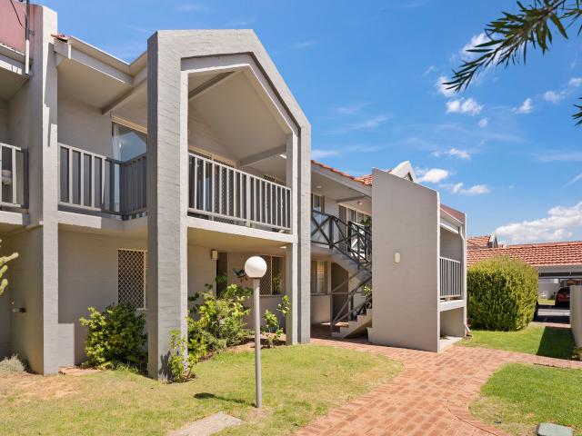 26/1 3 Hackett Street Mandurah, WA 6210