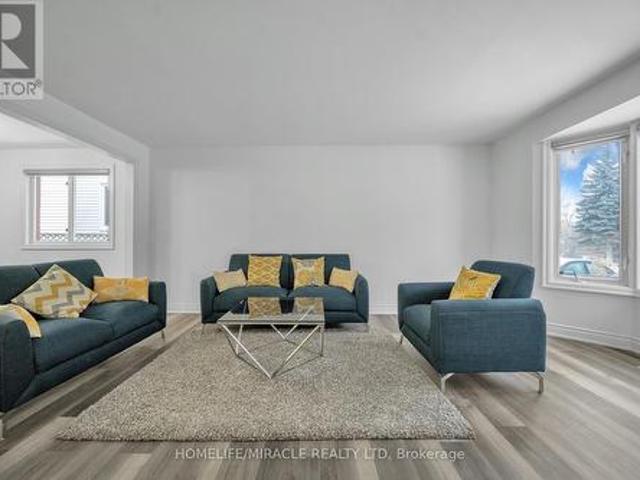 261 Country Hill Drive, Kitchener, ON, N2E 2C1 house for sale | Listing ID X12677 | Royal LePage