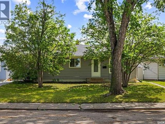 261 Cornwall Street N, Regina, SK, S4R 3A3 house for sale | Listing ID SK041325 | Royal LePage