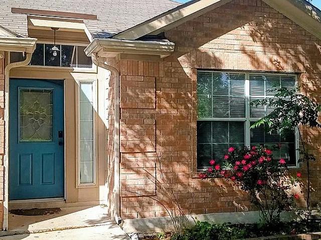 261 Amber Ash Dr, Kyle, TX 78640 | MLS #7126