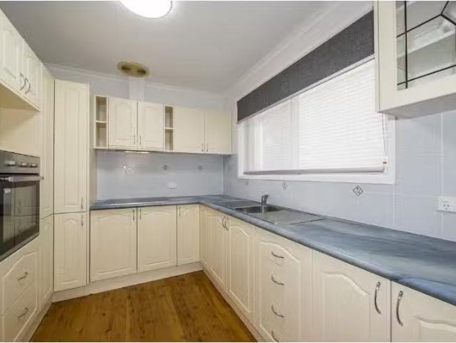 261 Great Western Highway, Emu Plains House for rent Listed b.