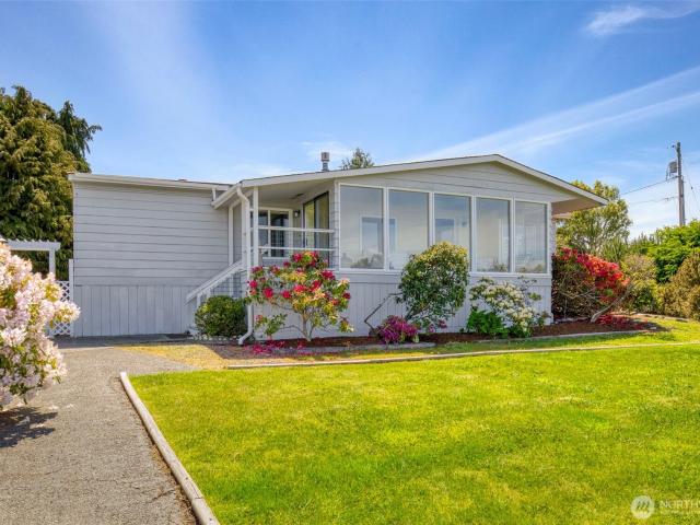 261 Dennis Boulevard
