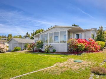 261 Dennis Boulevard