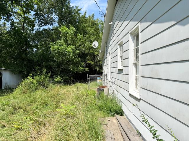261 E Trammel Street