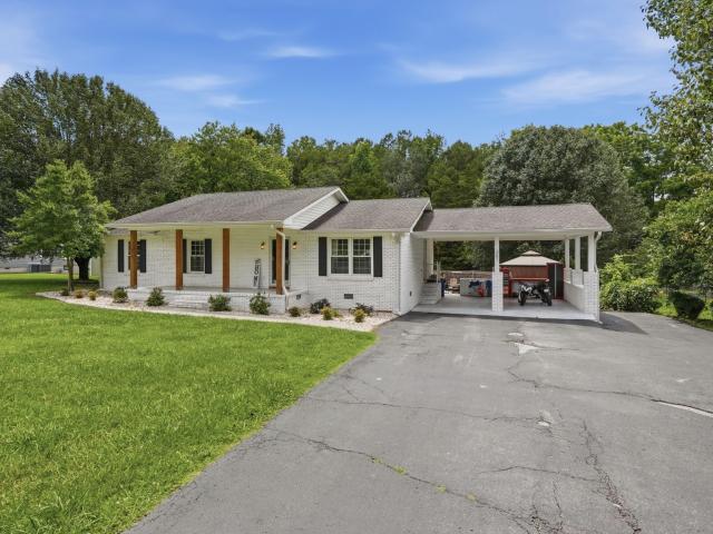 261 Hillcrest Rd