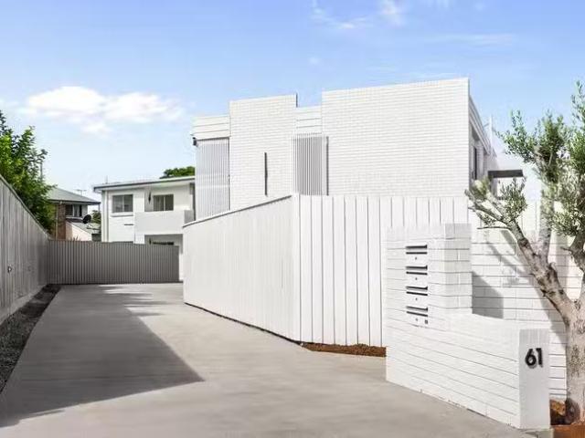 2/61 Shetland Street, Morningside, QLD 4170