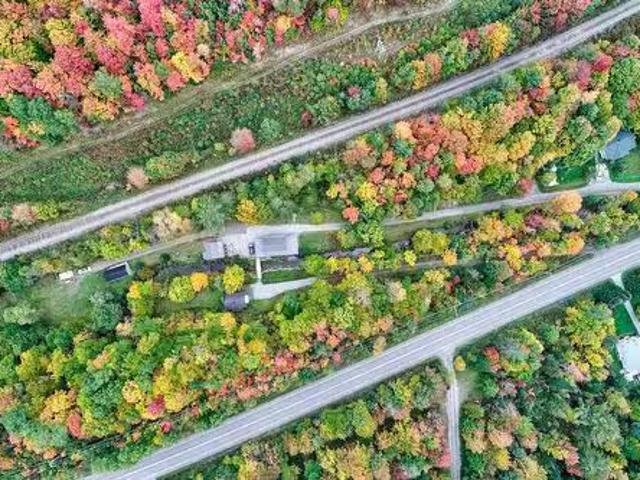261 Rue Principale, Eastman, QC, J0E 1P0 house for sale Lis.