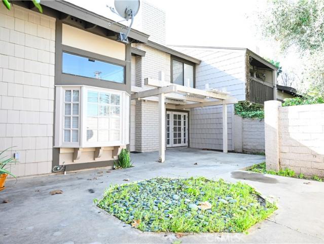 2624 N Tustin Avenue D 141