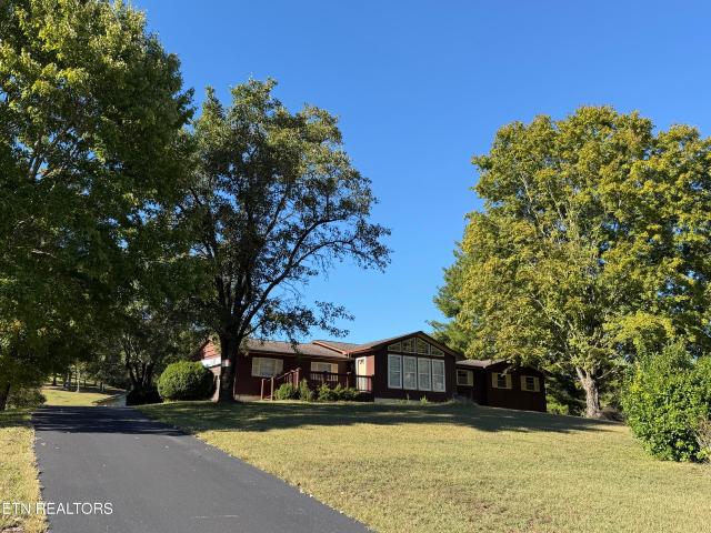 2624 Hinds Creek Rd
