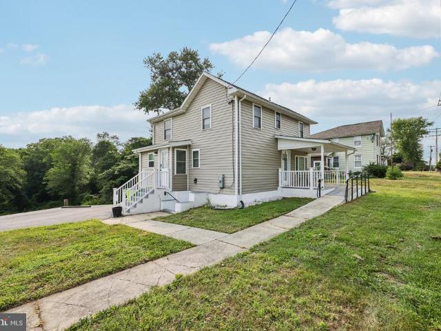 2624 Rocks Road
