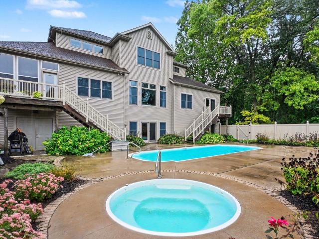 2624 Wildwood Lane