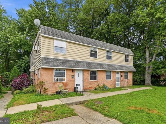 2626 32 Parkside Ter, Brookhaven, PA 19015