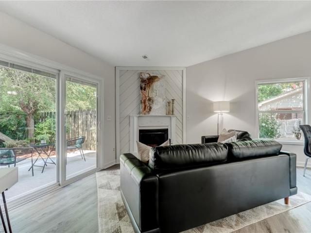 2627 Cottage Place