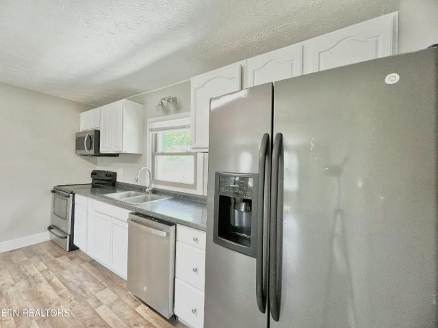 2627 Larkwood Lane