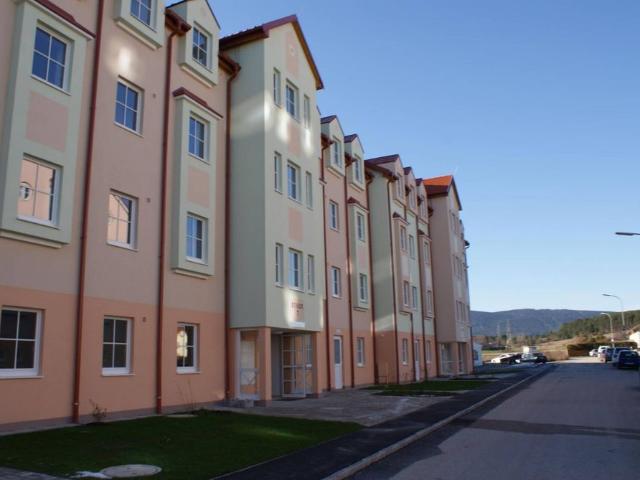 2620 Neunkirchen, Werfelgasse 3 Stg.7 u. 5 Stg.6