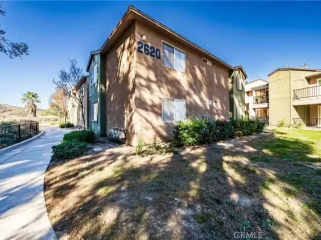 2620 AVENIDA DEL VISTA APT 203, CORONA, CA 92882