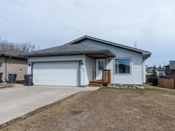 2620 Lake Avenue, Cold Lake, AB, T9M 0A1 house for sale | Listing ID E4494 | Royal LePage
