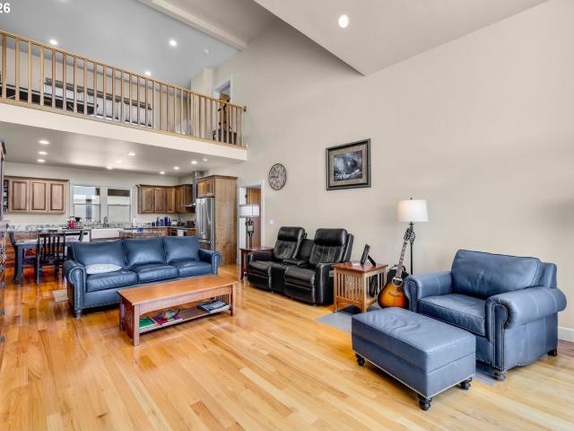26216 w bench rd