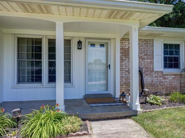 2621 Meadow Lark Lane