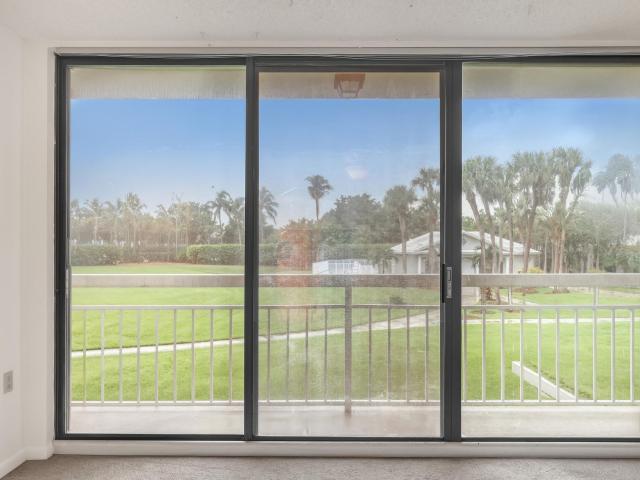 2621 Village Boulevard Unit 203, West Palm Beach, US, FL