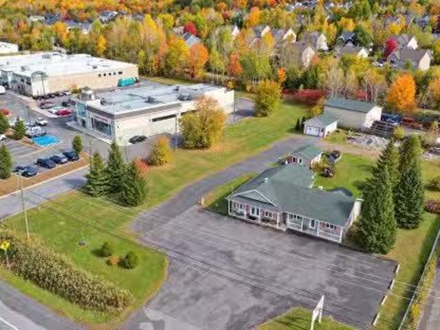 2623 Boul. Du Curé Labelle, Prévost, QC, J0R 1T0 commercial.