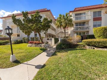 2623 Seville Blvd, Unit 301, Clearwater, FL 33764 | MLS #TB8469