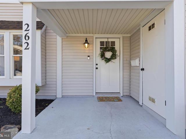 262 Grisscom Court