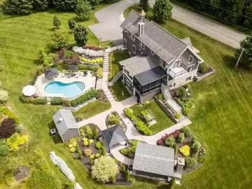262 Rue Du Pic Du Lynx, Magog, QC, J1X 0E5 Luxury House for.